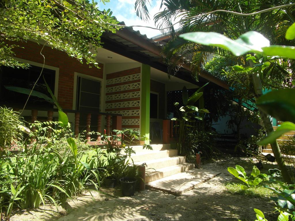 Wandee Bed & Breakfast 카오락 외부 사진