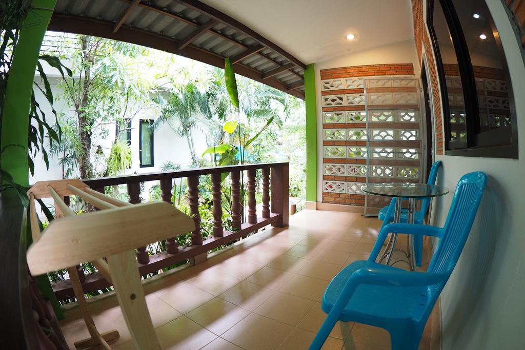 Wandee Bed & Breakfast 카오락 외부 사진